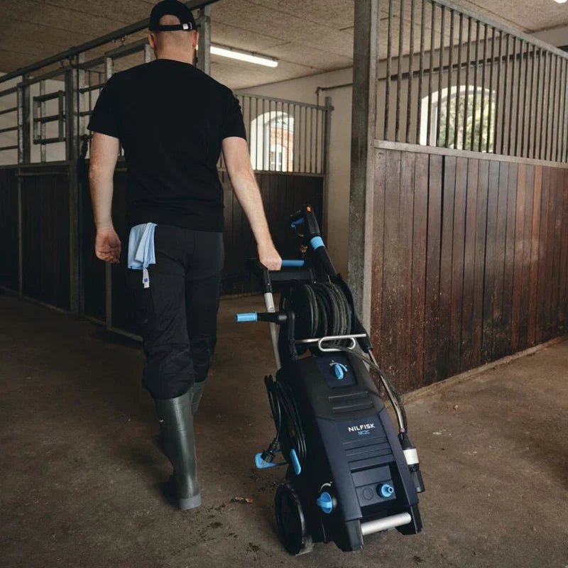 Nettoyeur haute pression mobile eau froide compact MC2C-140/610 XT EU - NILFISK PRO - 128471495