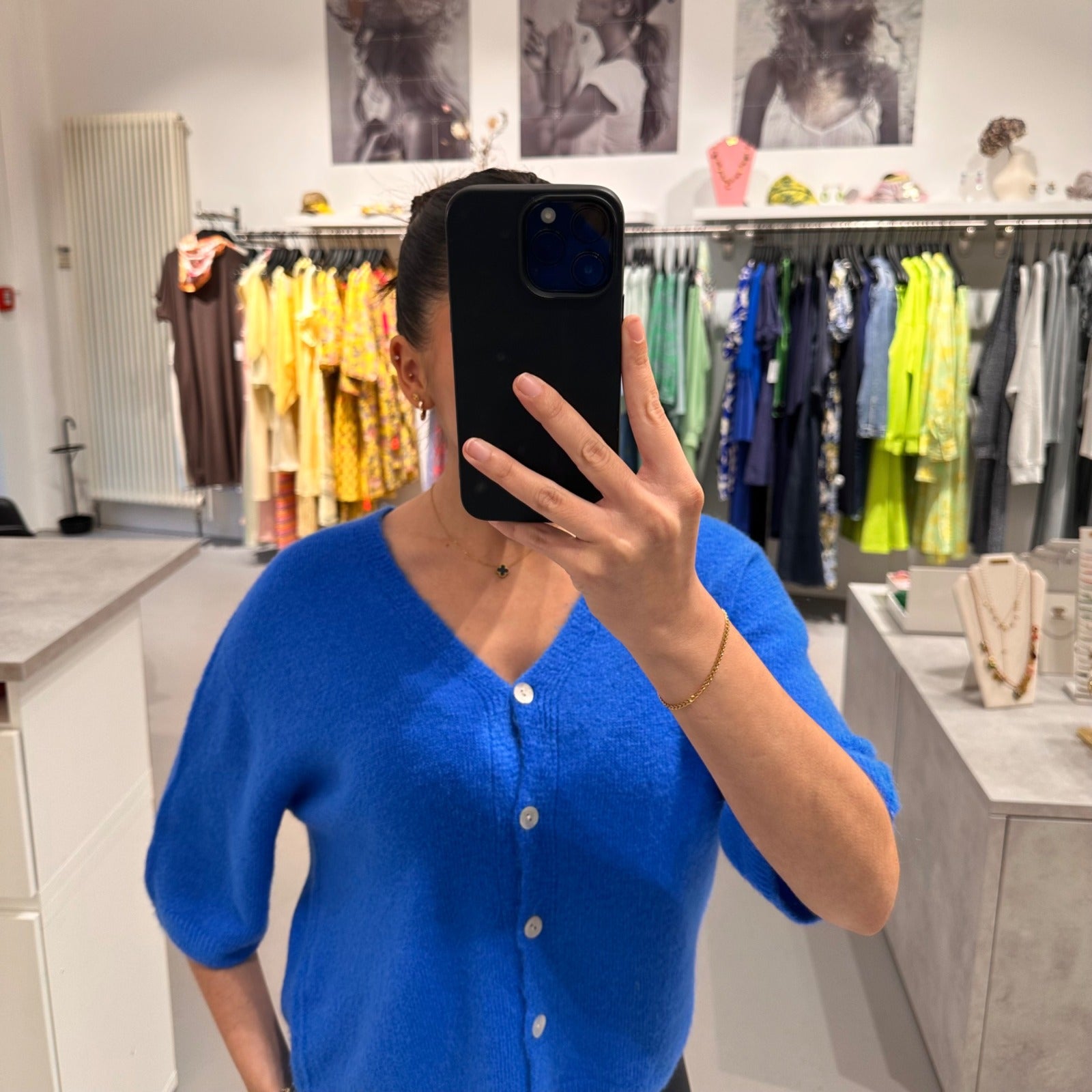 Zarter Strick-Cardigan – Bild 1