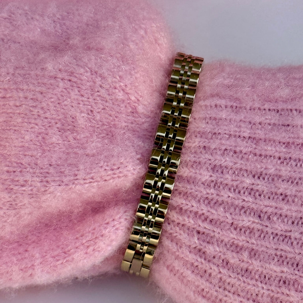 Goldenes Gliederarmband – zeitloser Schmuckklassiker – Bild 2