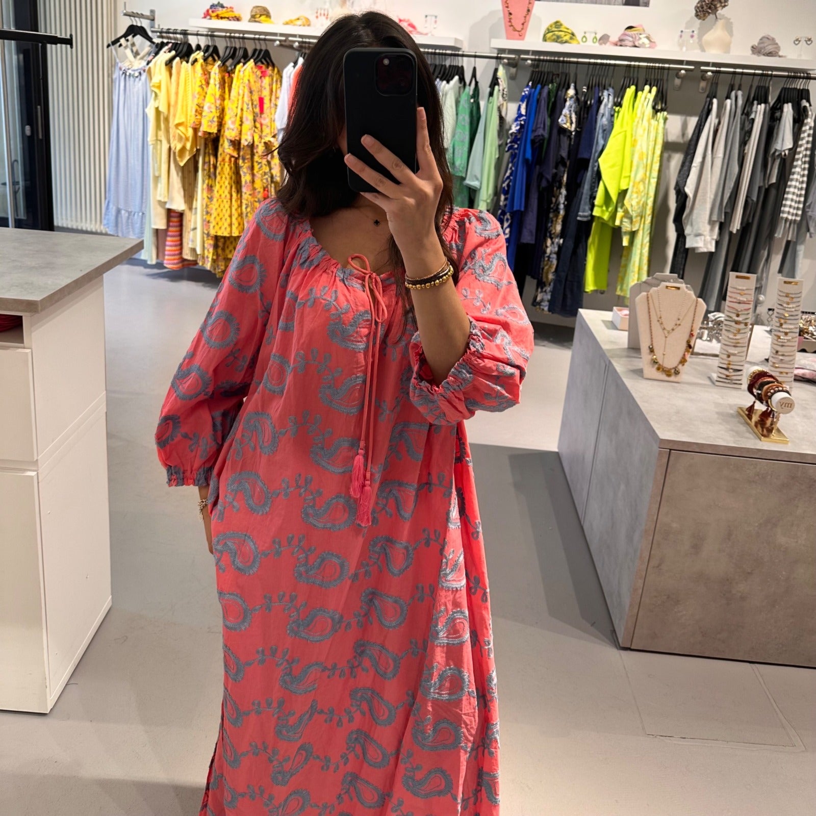 Boho Kleid mit Off-Shoulder Option – Bild 1