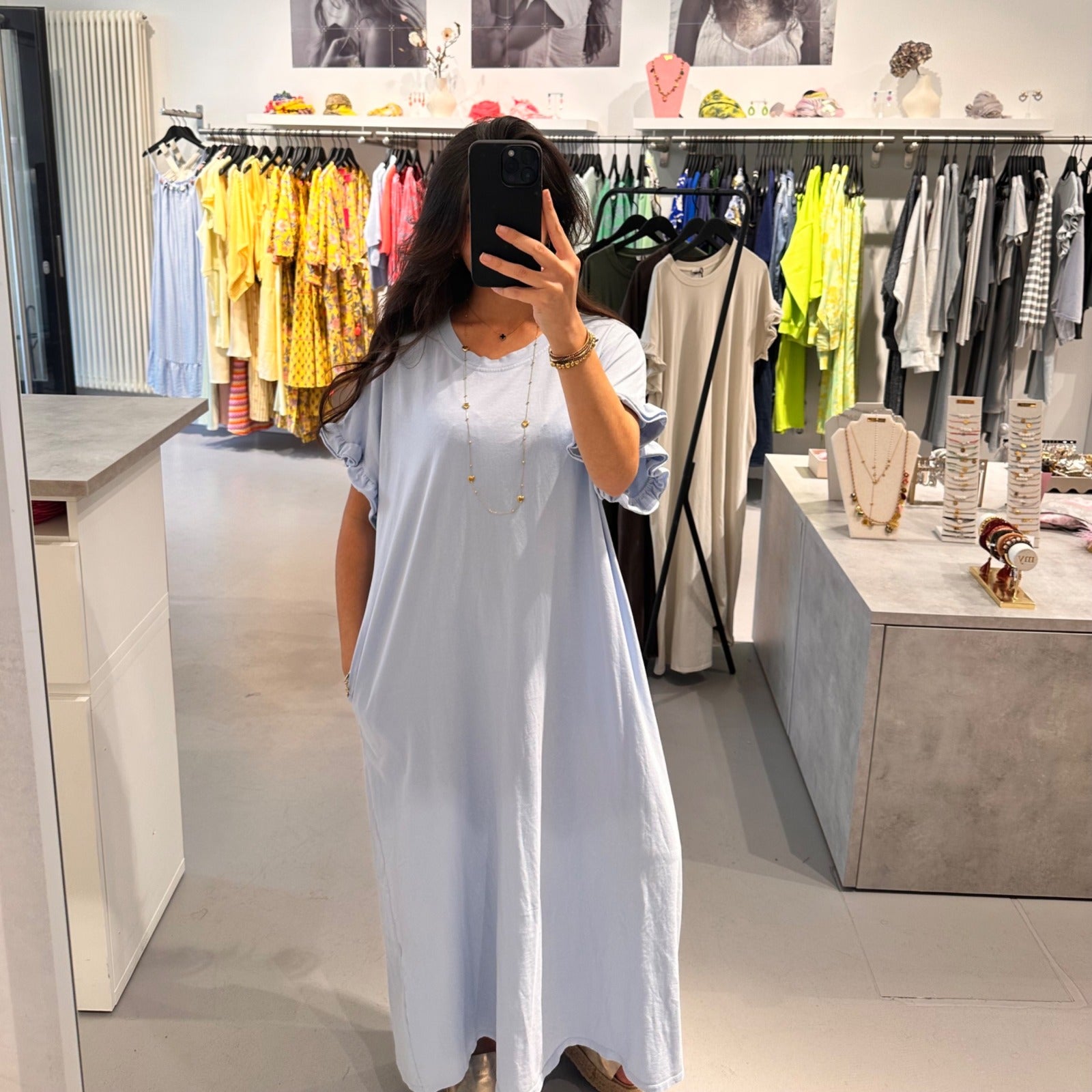 Lässiges Maxikleid aus Baumwollmix mit Volantärmeln – Bild 1